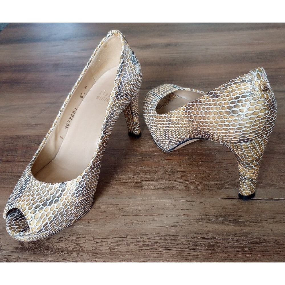 Stuart Weitzman Women's Faux Python Patent Leather Peep Toe Heels 6.5M